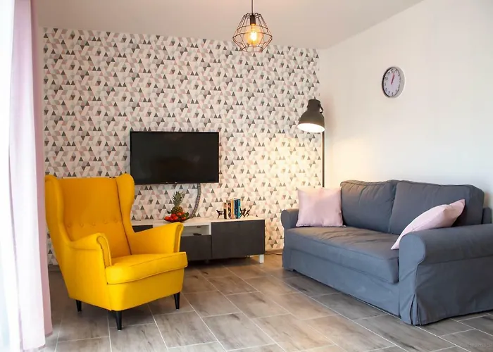 Słoneczna Góra W Spokojnej Okolicy - Dream